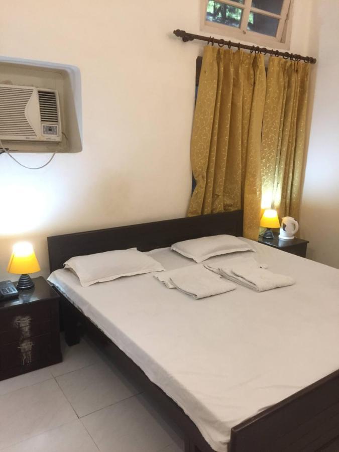 Hotel White House Dehradun Exterior photo